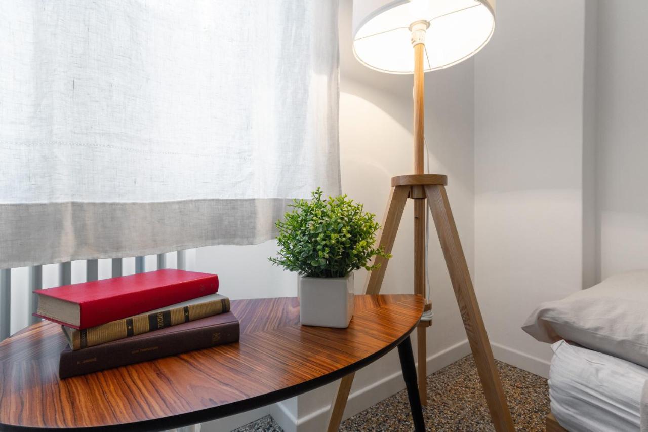 Inner City Apartments Lecce Bagian luar foto