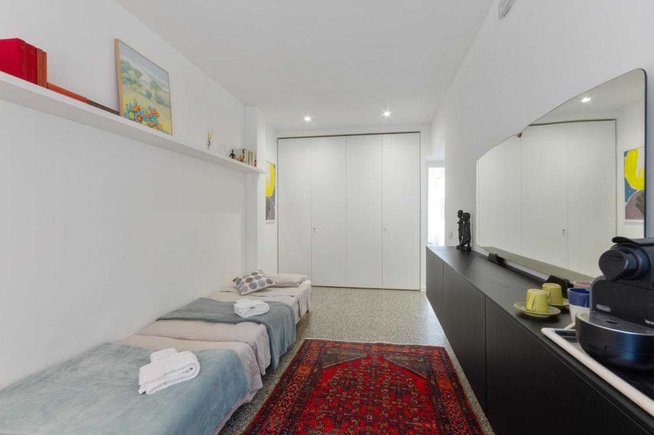 Inner City Apartments Lecce Bagian luar foto